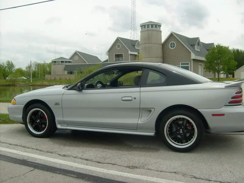 newermustangpic010.webp
