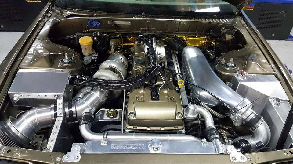 Nissan-R32-Skyline-with-a-Ford-Barra-inline-six-02.webp