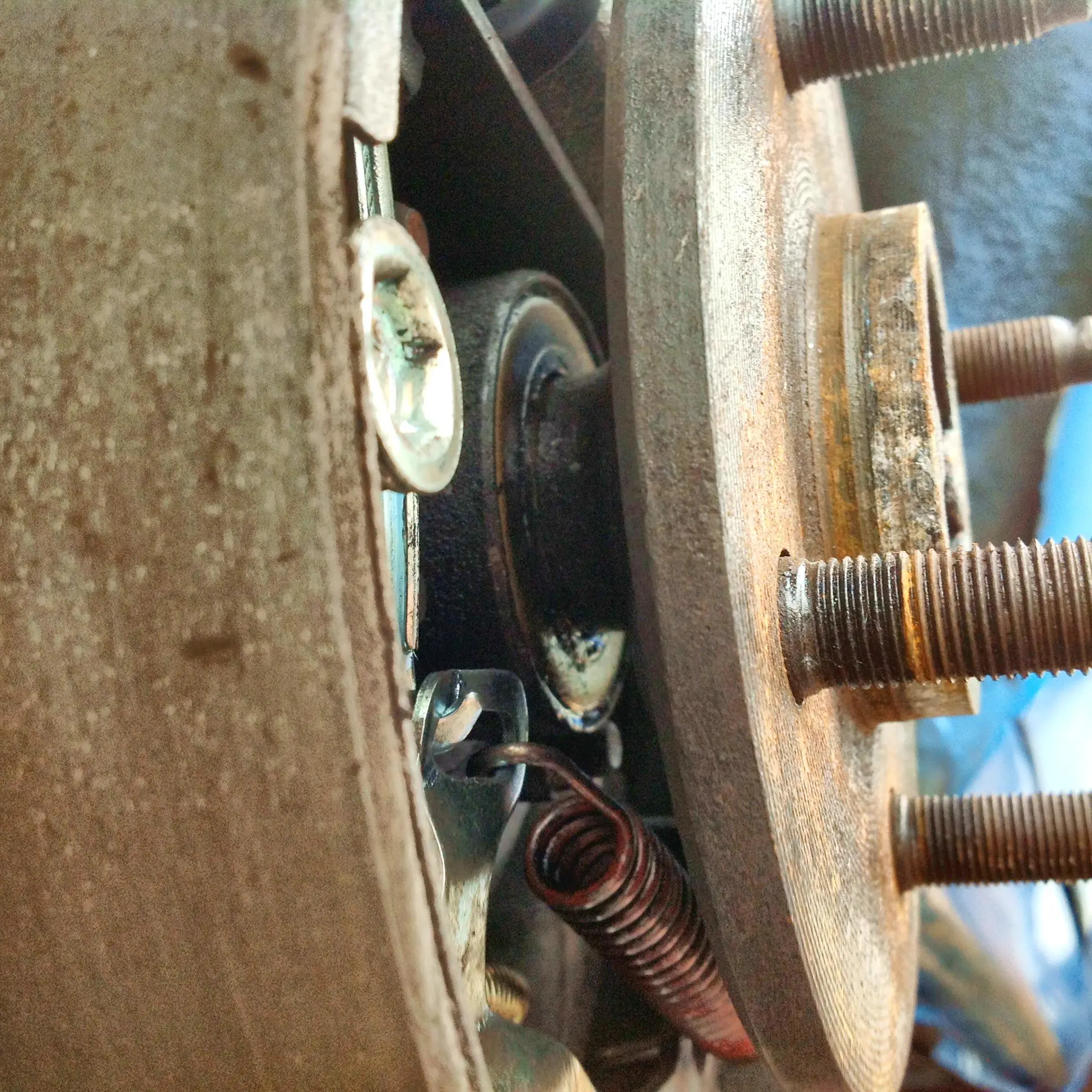 Passengerside Axle Seal.webp