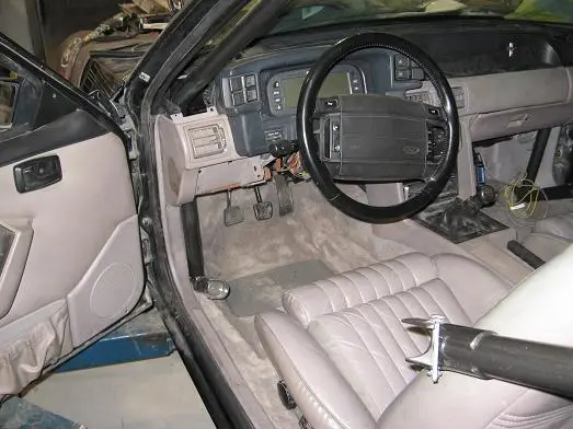 630907