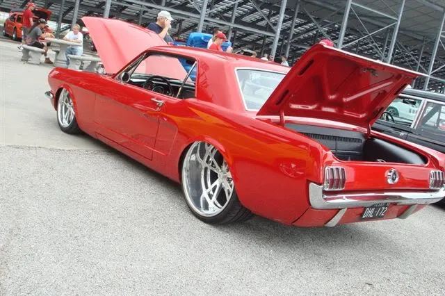 pjmustang1.webp