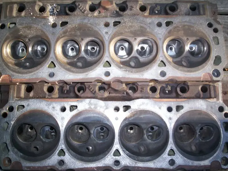 portede7heads002.webp