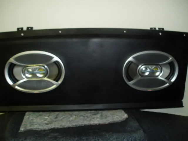 Rear6x9Speakers.webp