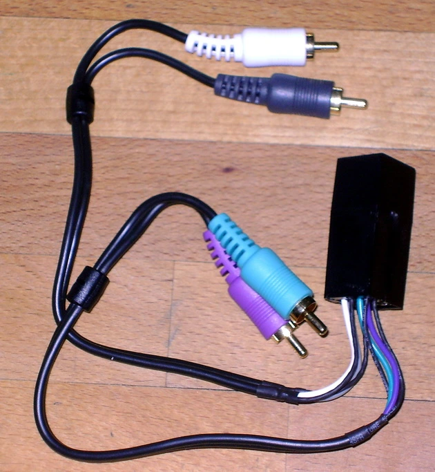 rear_front_rca_outputs.webp