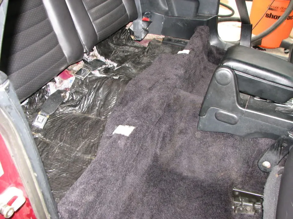 rearseat010.webp