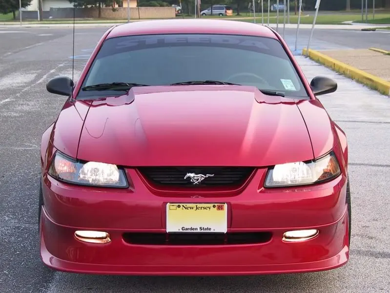 red2002GT058.webp