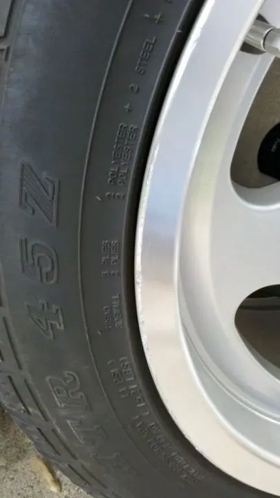 rightfrontdetail4.webp