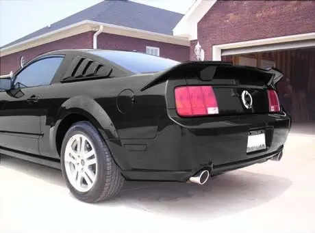 Roushspoiler1-bw.webp