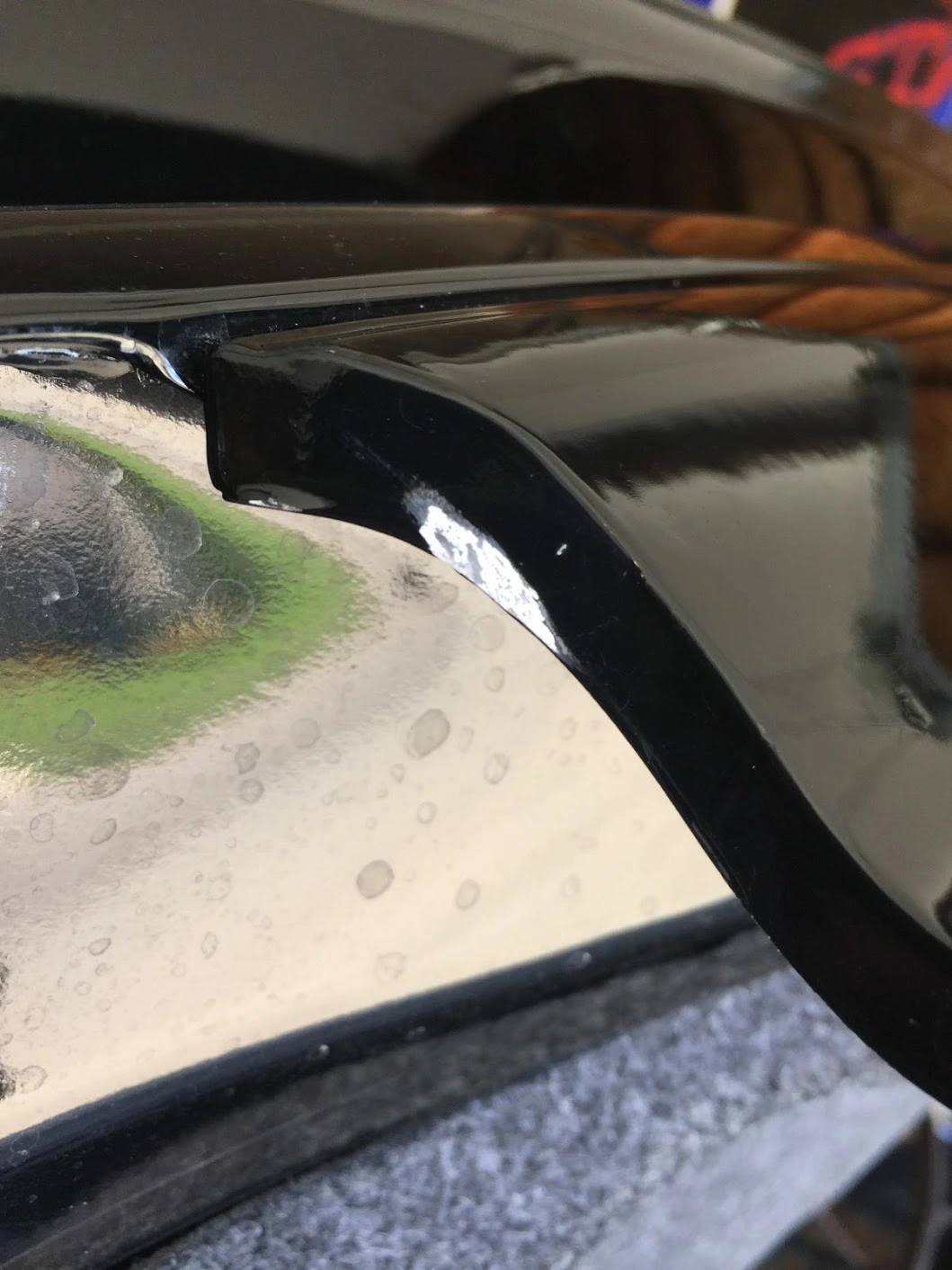saleen_rear_deck_new_damage.webp