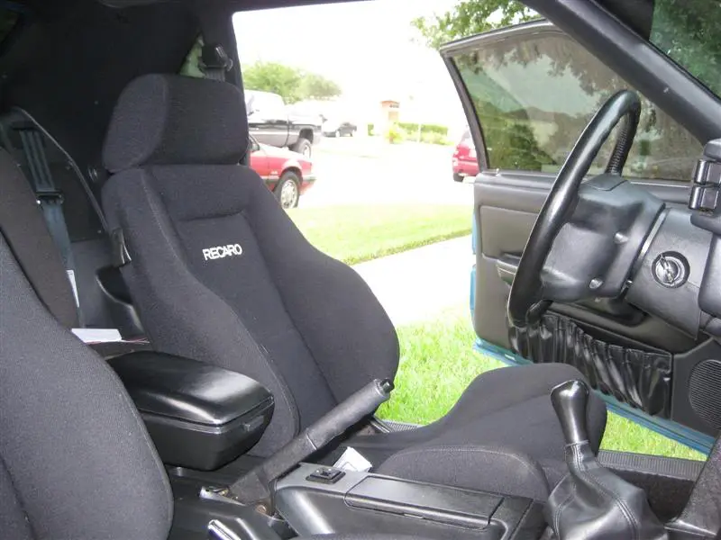 seat010Medium.webp