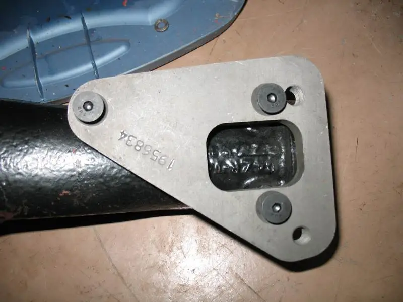 Shiftermountontailhousing005.webp