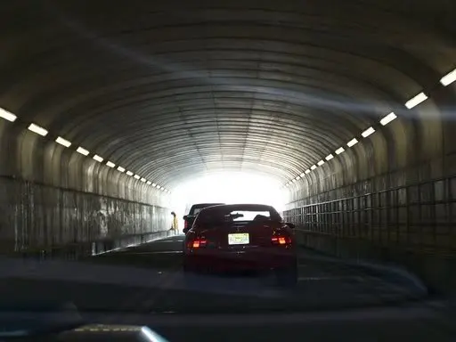 Showfirstcartunnel.webp