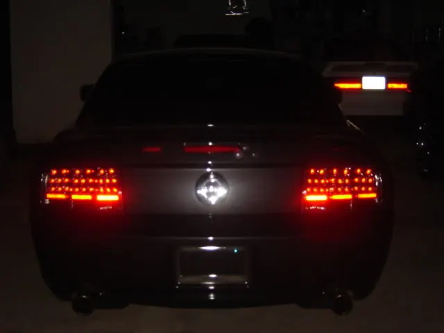 sides07009.webp