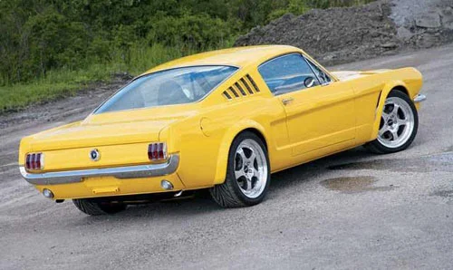 sn65-ford-mustang-fastback-cobra-engine.webp