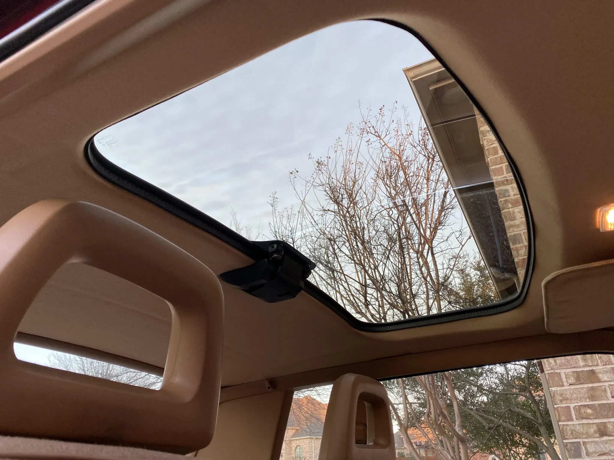 sun roof.webp