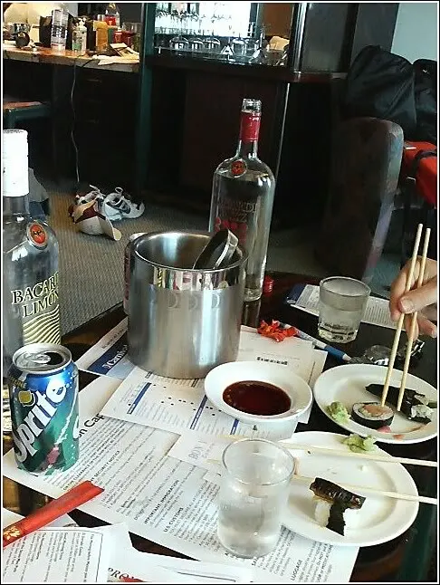 Sushianddrinks.webp