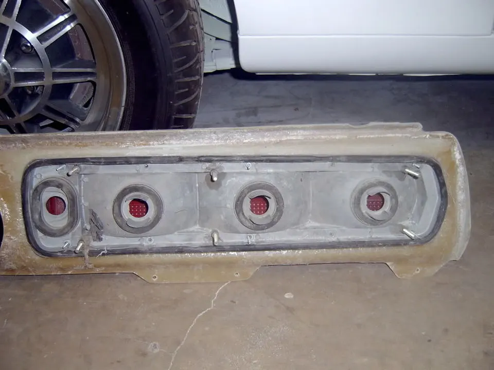 SV400100.webp