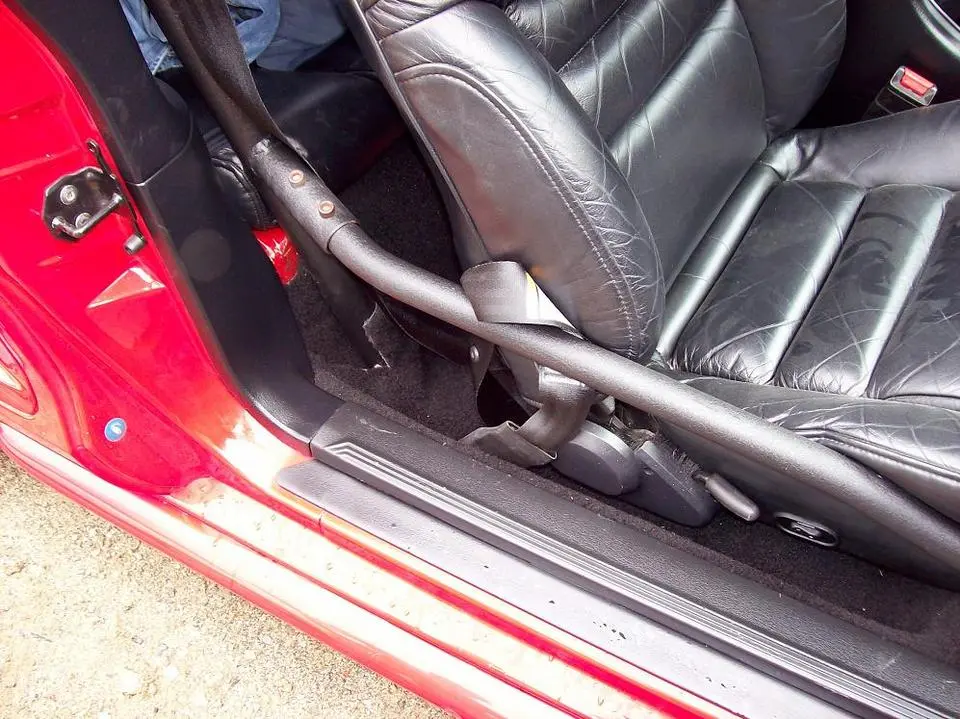 travisrollbar2internetbg0.webp