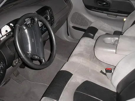 truckinterior0qq.webp