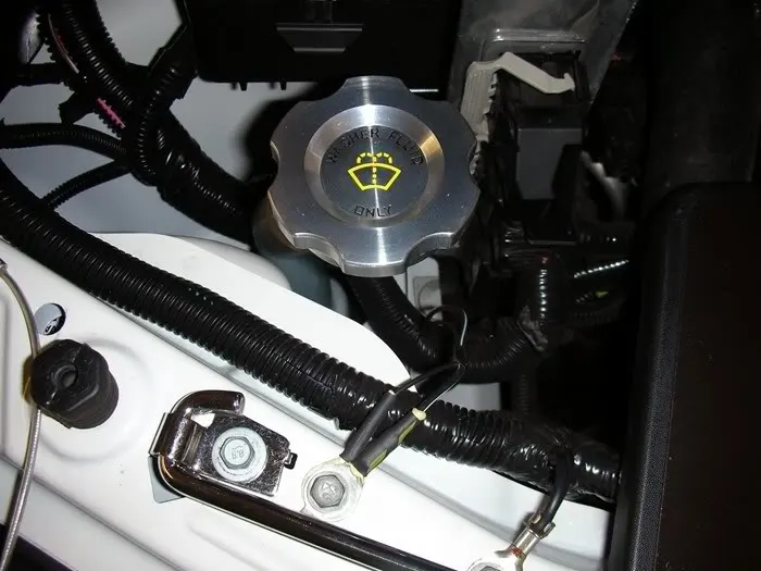 UnderHoodMods018.webp