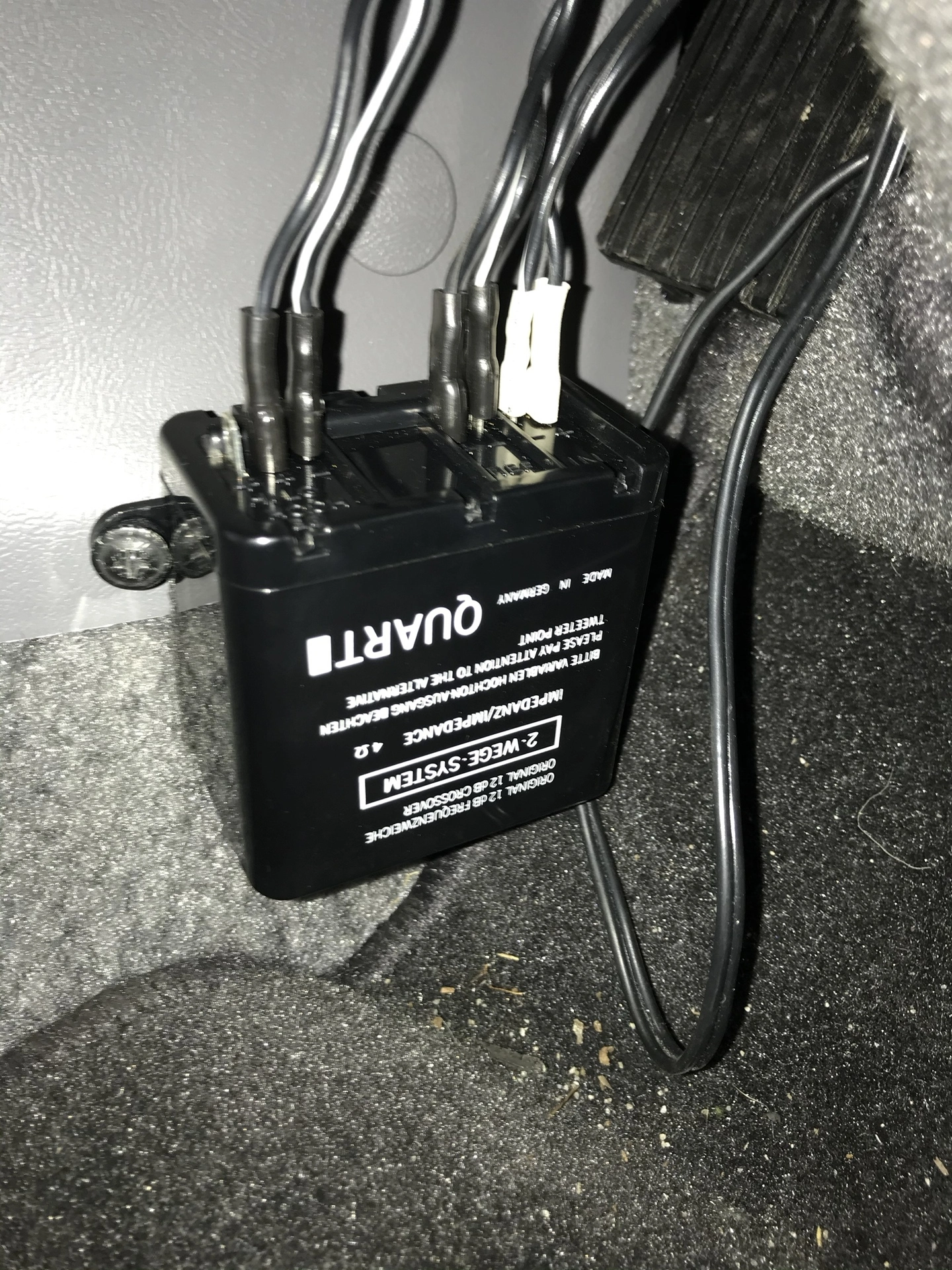 UV2V2cF.webp