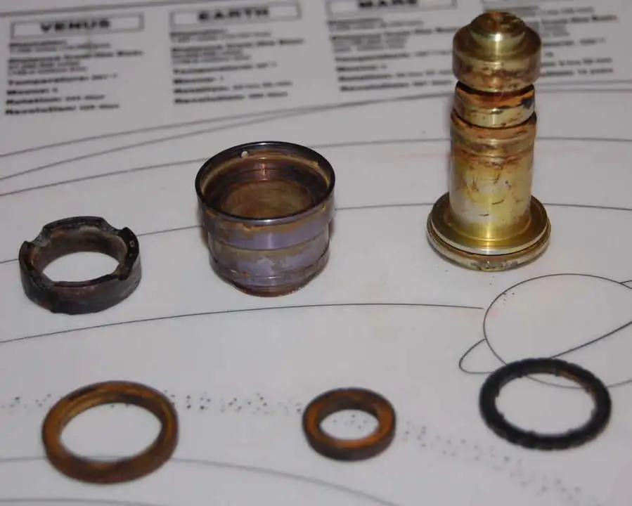 ValveAssembleBeforeCleaning.webp