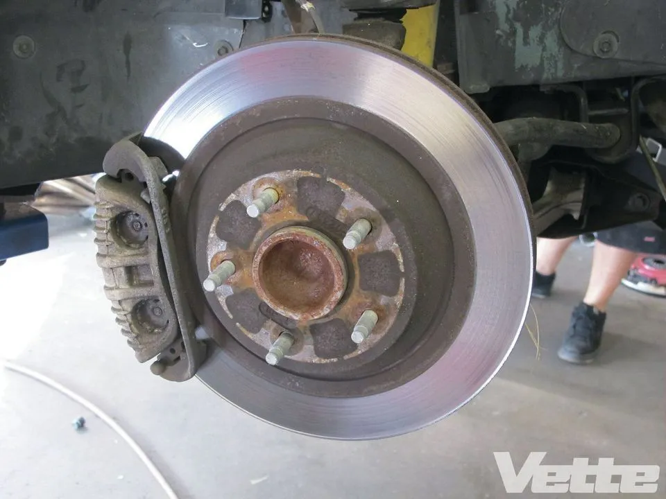 vemp-1105-08+c4-corvette-brakes.webp