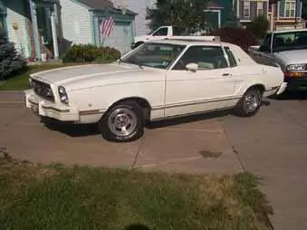 white_ghia14.webp