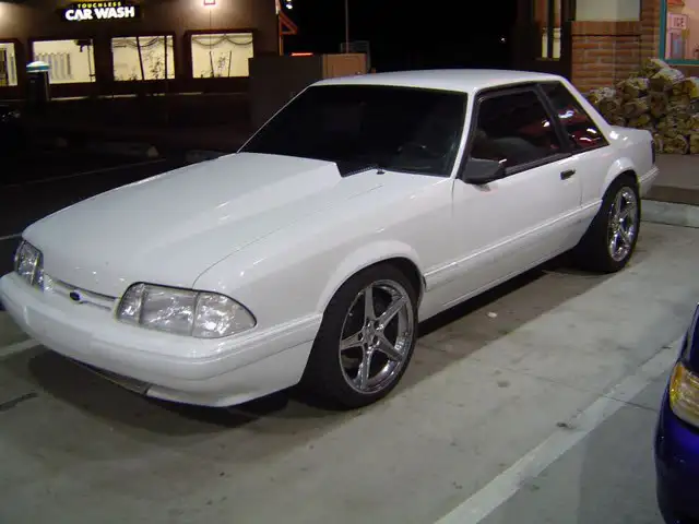 whitecoupe-Saleens.webp