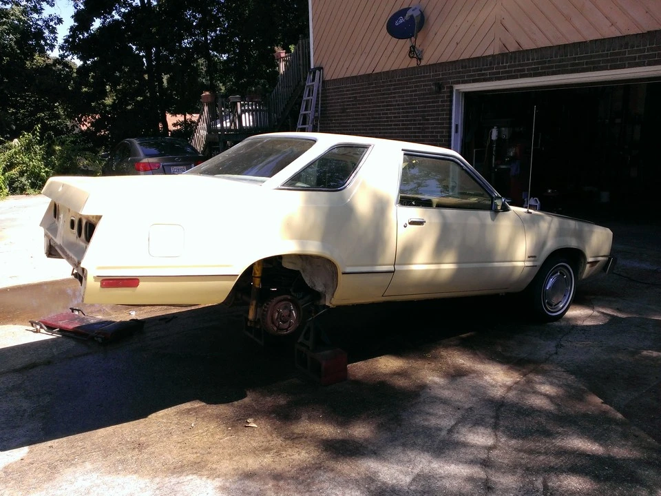 y mont minus rear.jpg