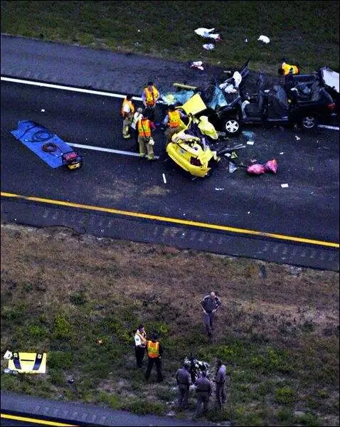 Yellow_crash_01.webp