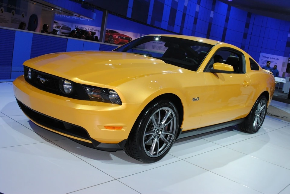 YellowBlaze-2011MustangGTcoupe-5.webp