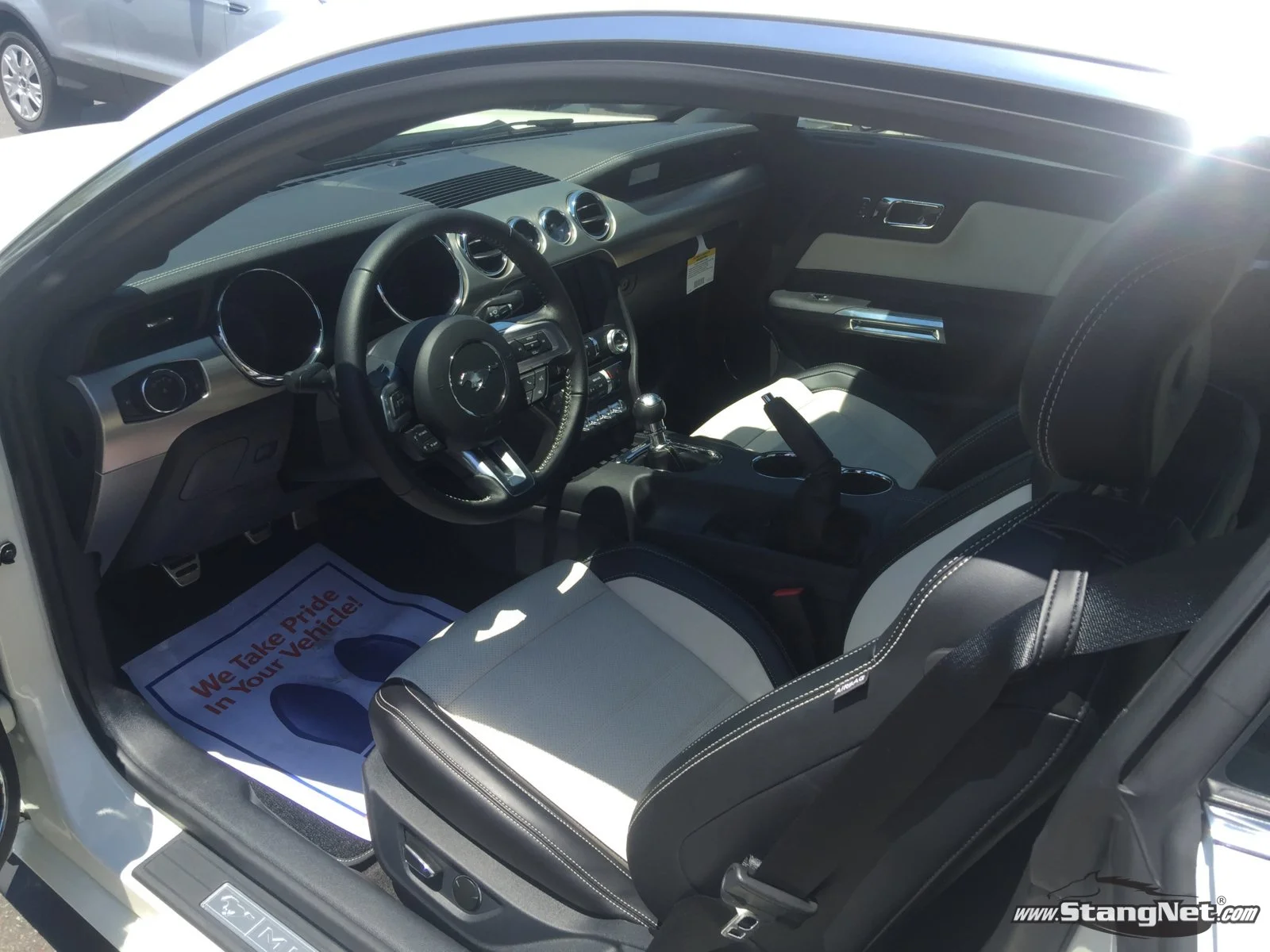 50th LE Cashmier and Black Interior