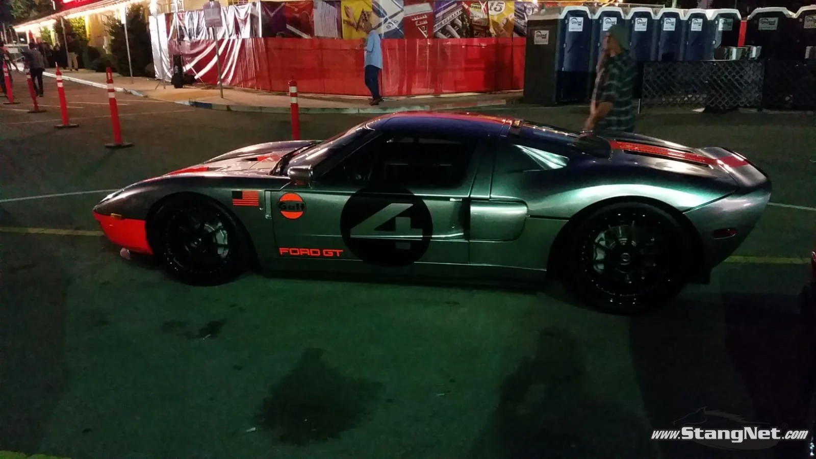 AuctionFordGT.jpg