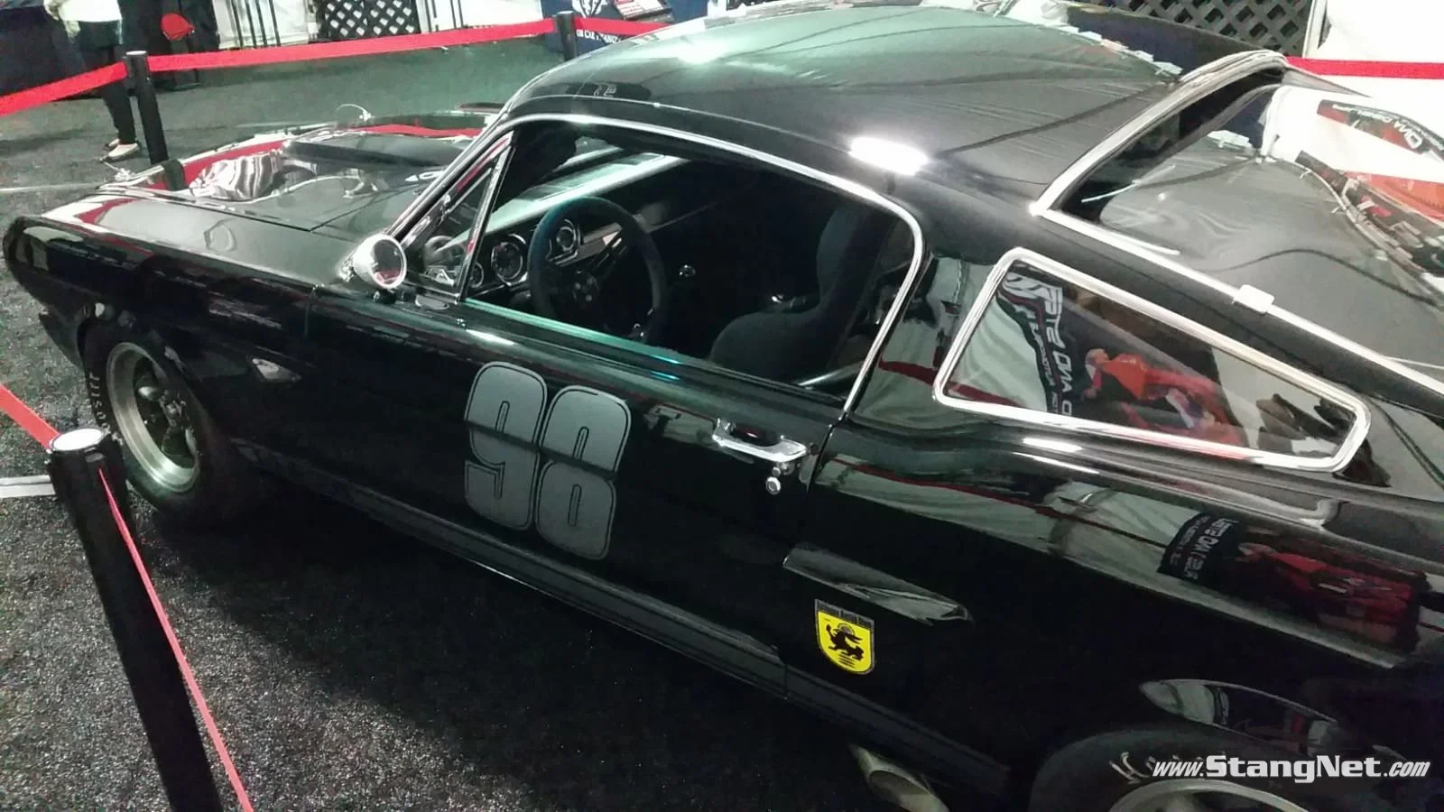 AuctionMustangGT.jpg