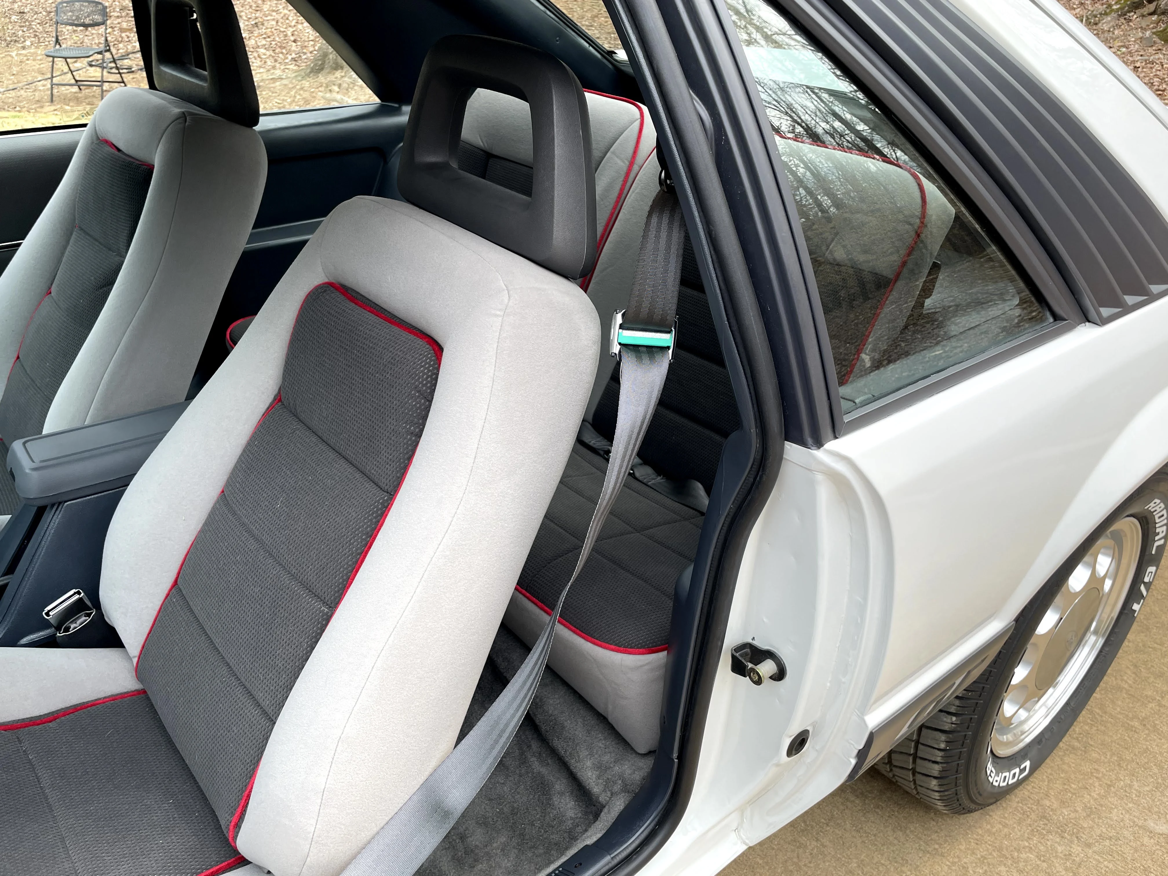 Clean jams, new carpet, seat foam and upholstery