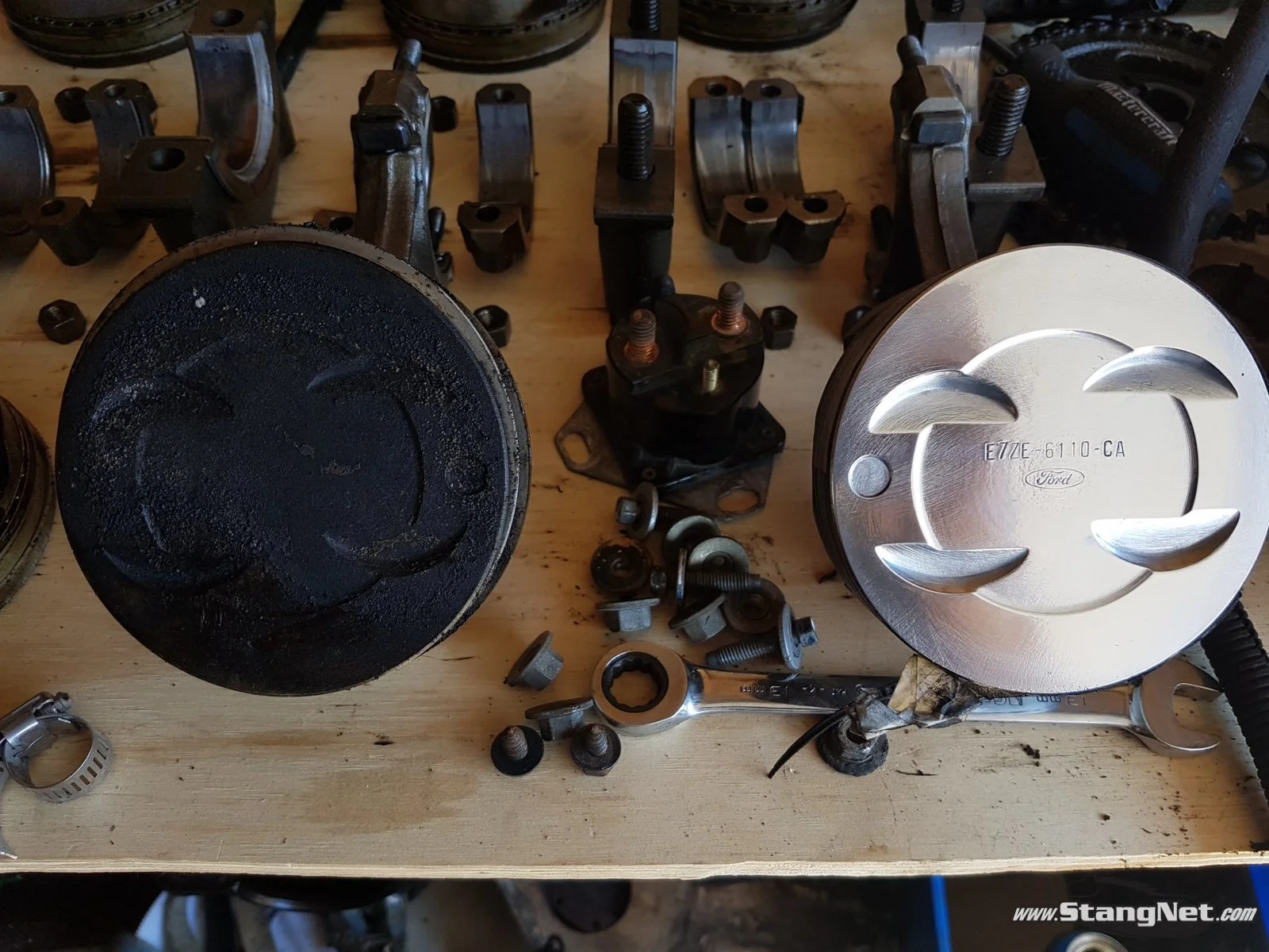 Cleaned up pistons