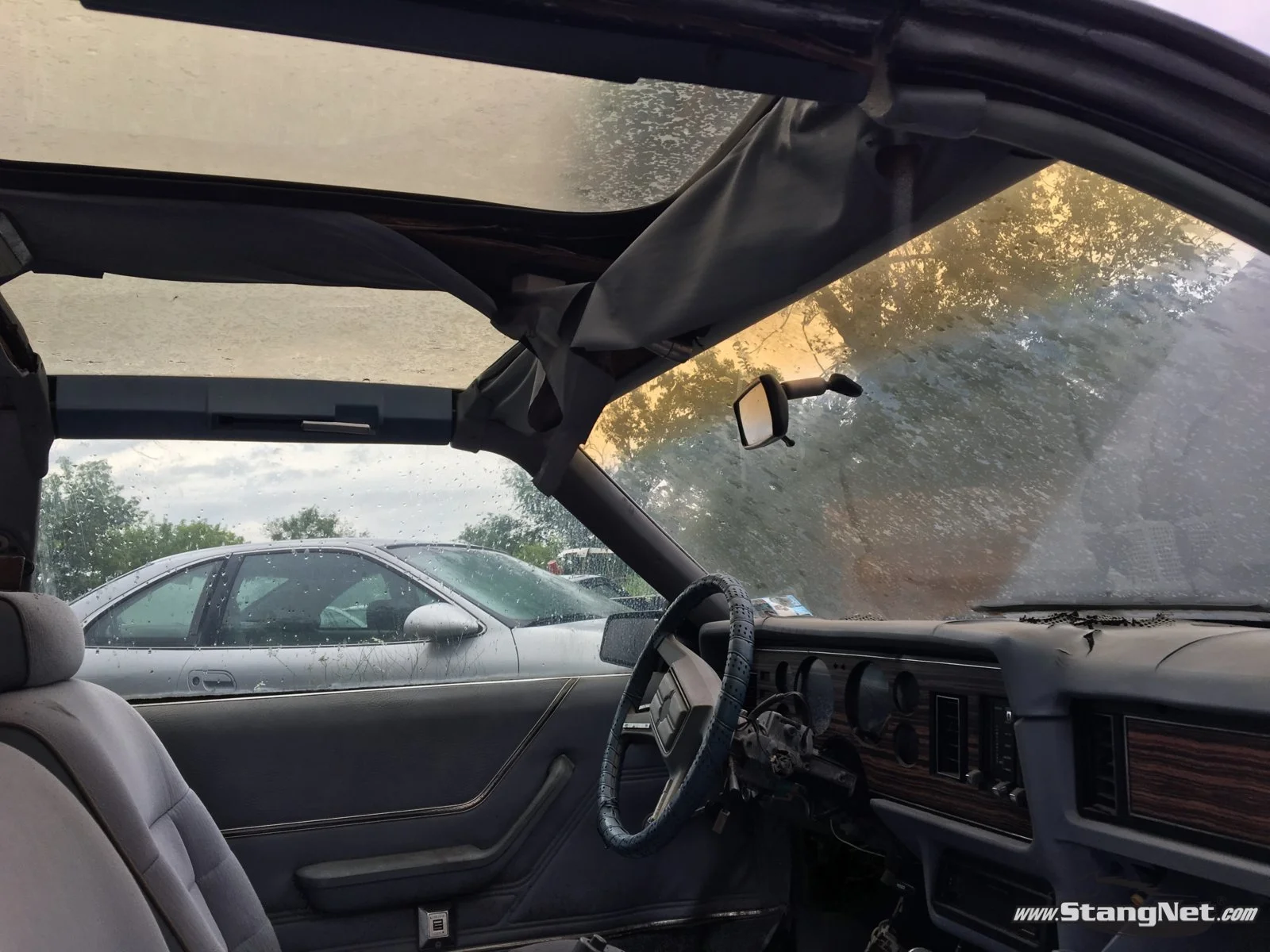 Inside T-top