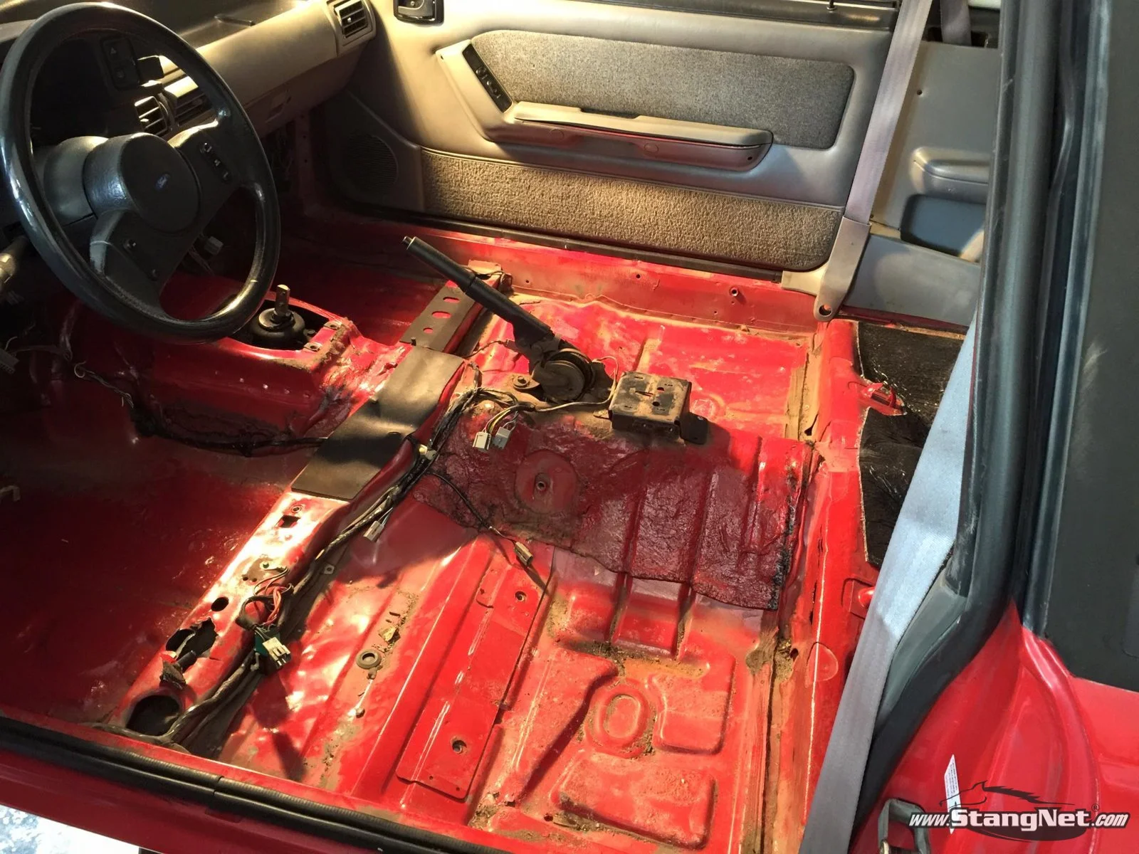 Interior p8