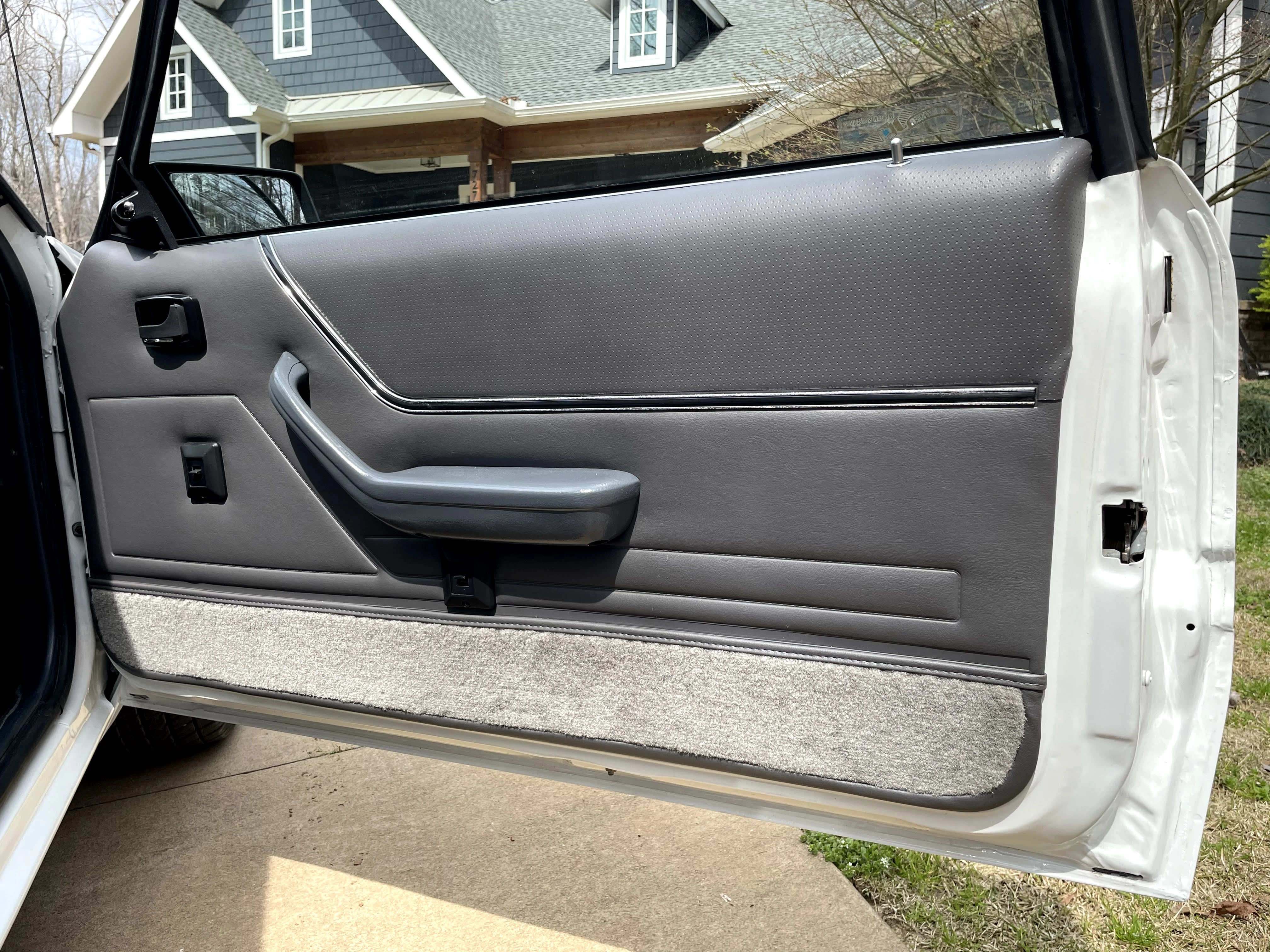 Passenger door panel
